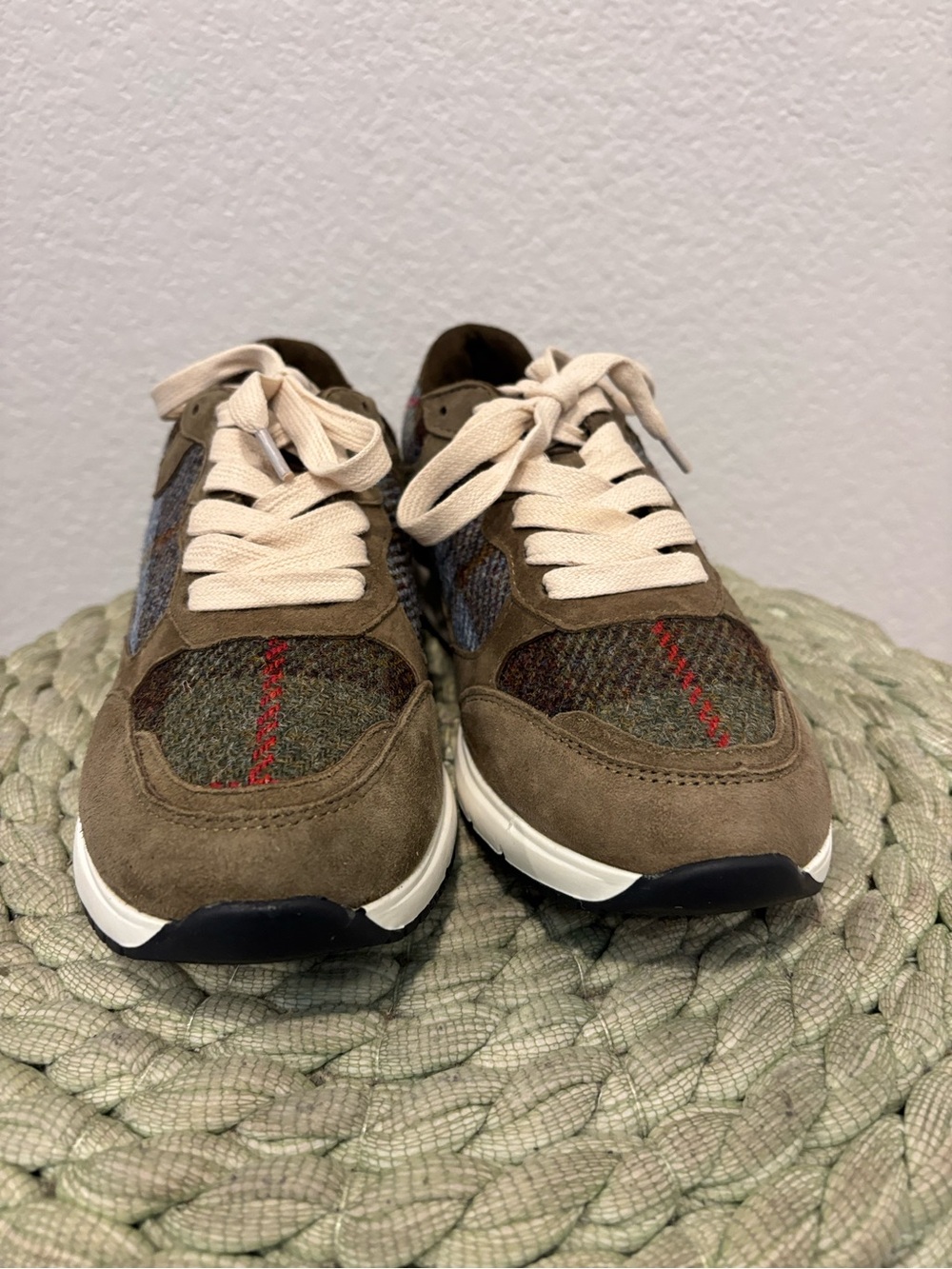 NEW Harris Tweed Islander Rosie Chestnut Blue Tartan Plaid Retro Lace Up Sneaker - Picture 8 of 12